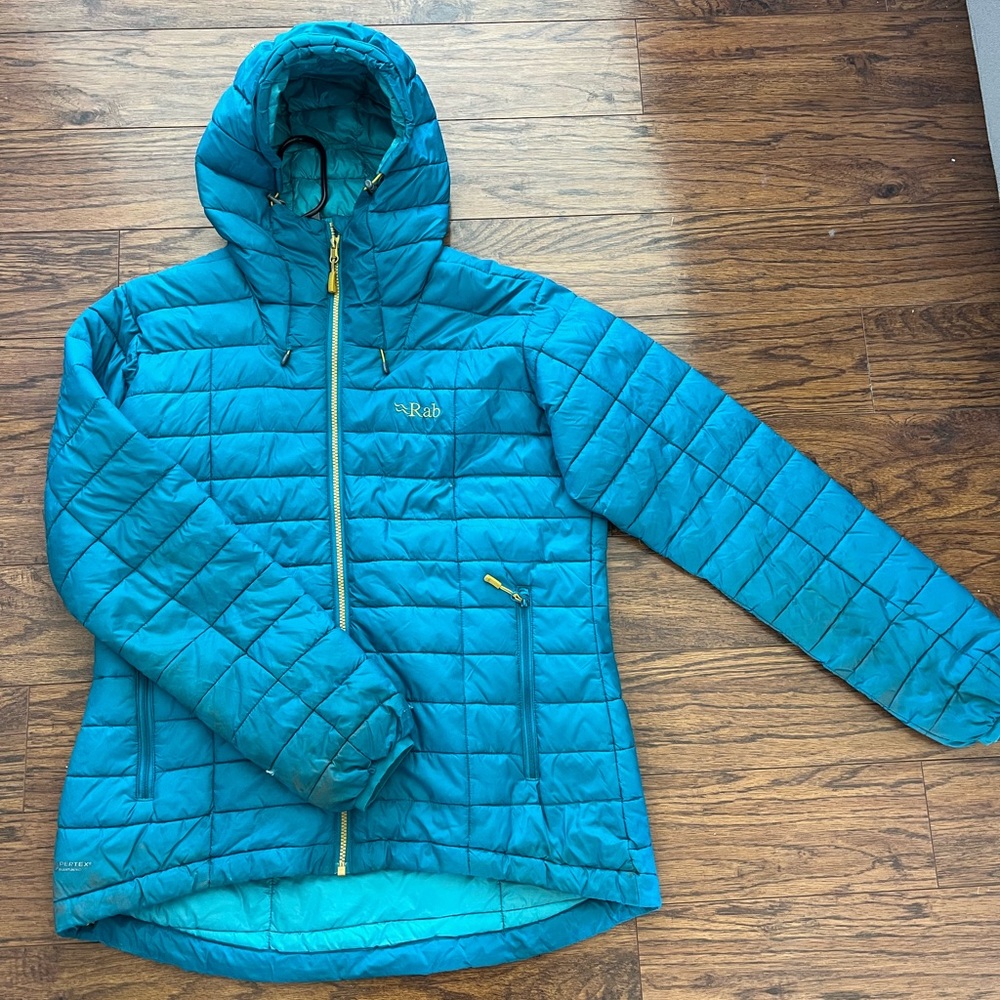 Blue Hooded Puffer Jacket with Quilted Design